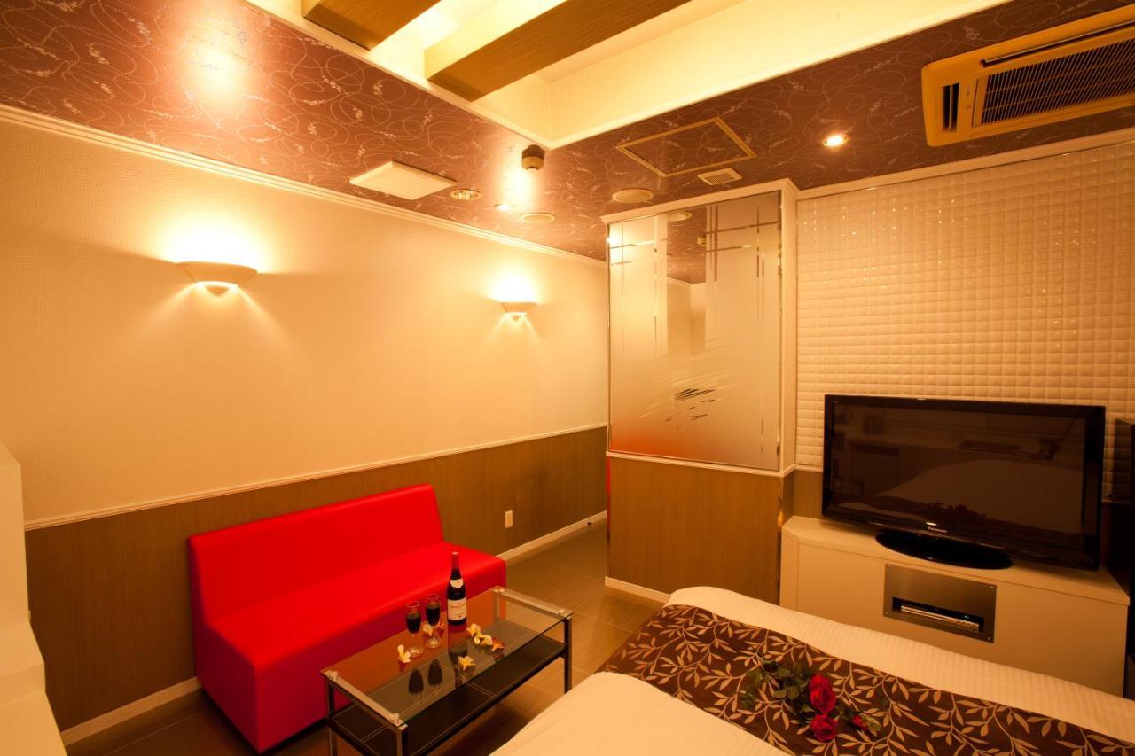 Hotel Luna (Adults Only) Tokyo Exterior photo